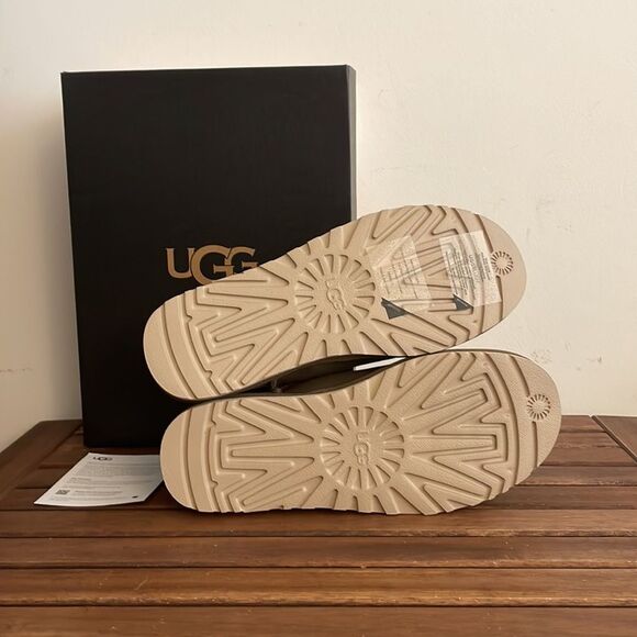 UGG Classic Ultra Mini Booties Hickory Men Size 8 Women Size 9 - Picture 10 of 12